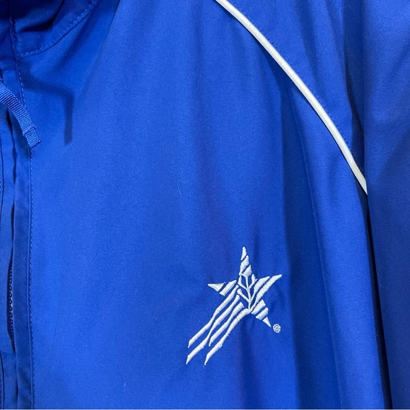 Sport Tek, Sysco Embroidered Logo Pullover Windbreaker. Size XL. Royal Blue - Picture 3 of 7